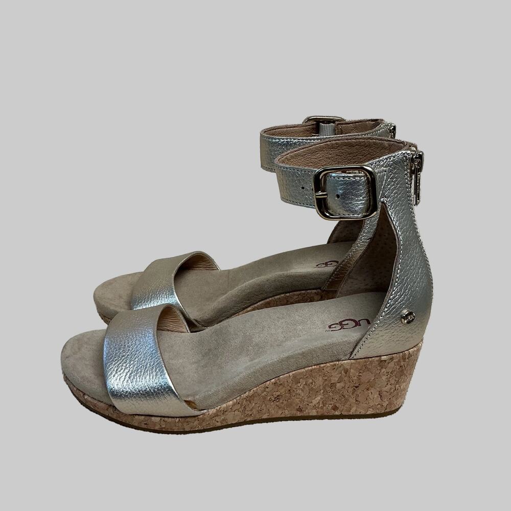 Ugg gold wedge Zoe II sandals, size 5.5, BRAND NEW!